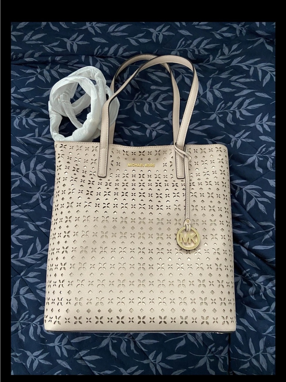 NWT: Michael Kors Hayley top zip tote soft pink w/ new matching wristlet wallet